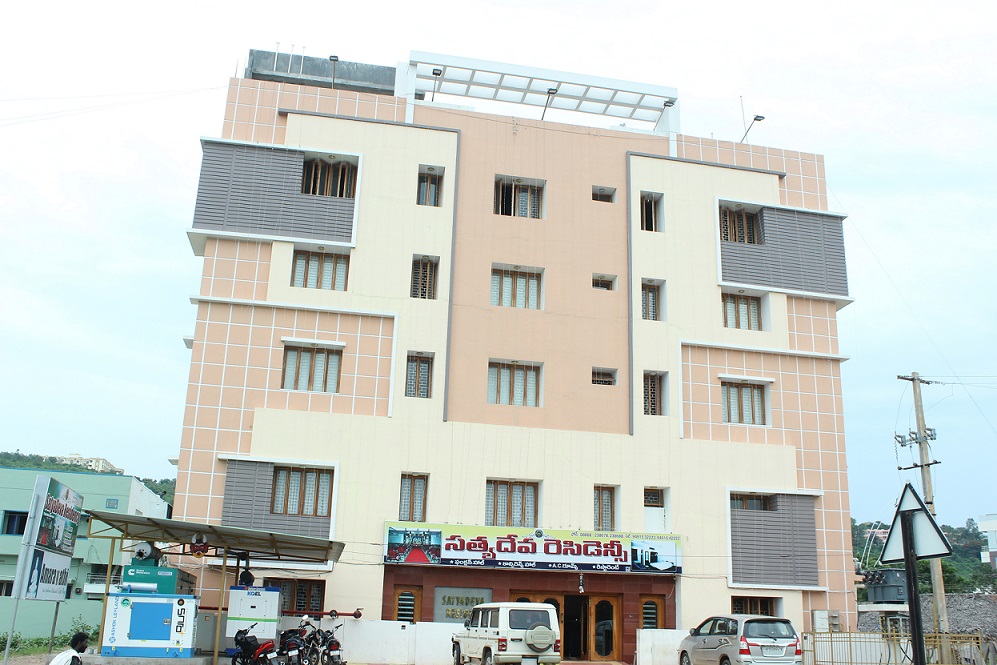 Annavaram hotels Satyadeva Residency